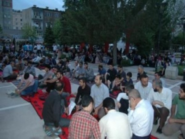 İsrail'e Tepkiler Devam Ediyor 