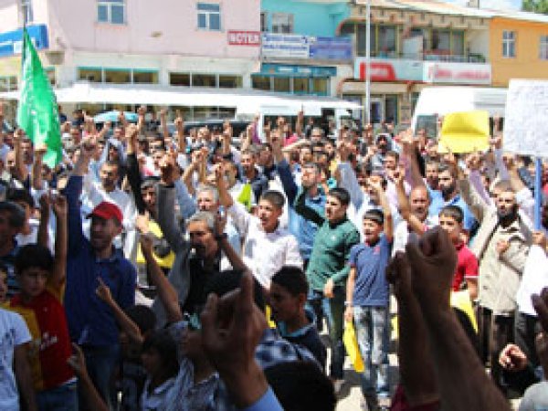 Karlıova'da İsrail'e Tepki 