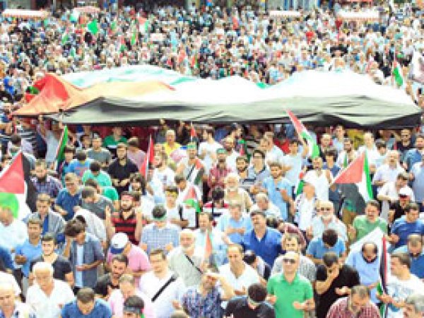 İstanbul'dan Çocuk Katili İsrail'e Lanet Yağdı 