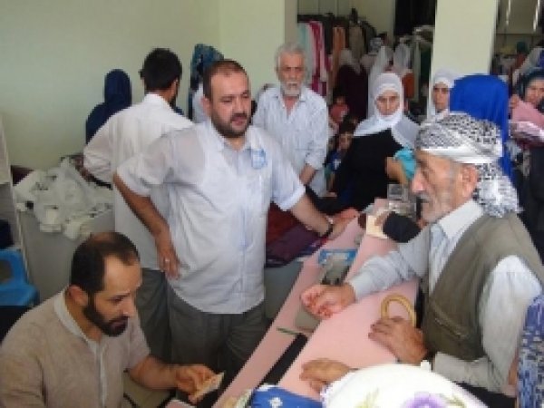 Umut-Der'den Binlerce Aileye Yardım