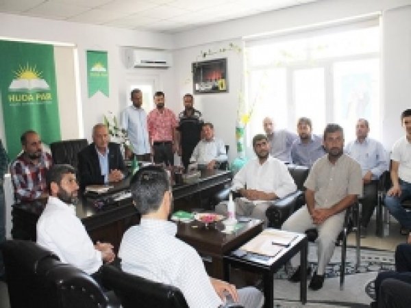 HÜDA PAR Mardin'de Halkla Bayramlaştı 