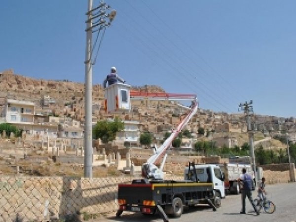 Mardin'de Aydınlatmanın Yüzde 99'u Bitirildi 