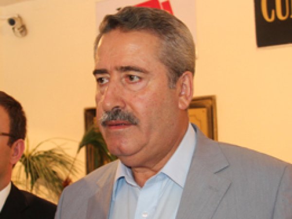 Vali Kıraç: Seçimler Sorunsuz Devam Ediyor 