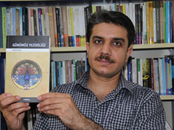 IŞİD'in Hedefindeki Yezidilerin Kitabını Yazdı 