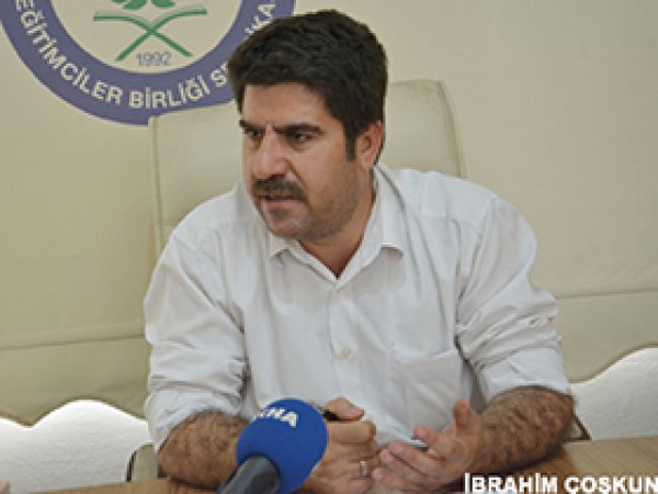 Direnişin Sembolü Rabiatul Adeviye Meydanı 