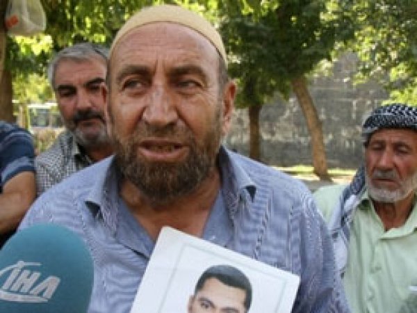 Eylemdeki Aileler Diyarbakır'dan Destek İstedi