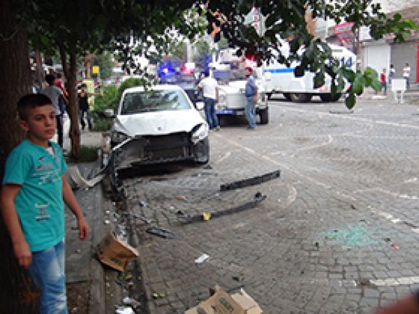 Lice Olayları Diyarbakır'a Sıçradı 
