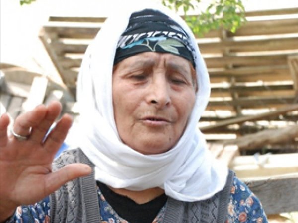 'Tek Suçum Oğluma Resmimi Yollamamdı'