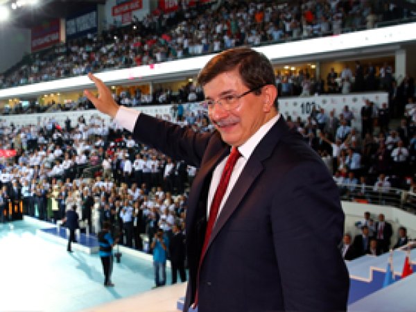 Davutoğlu AK Parti Genel Başkanı Seçildi 