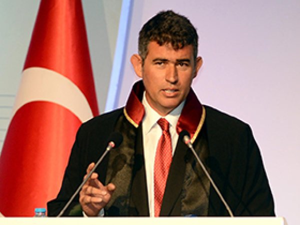  Feyzioğlu, Resepsiyonuna Katılmayacak 