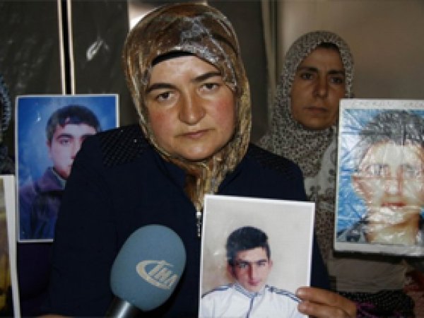 'Kardeşimin Okul Okumasına Engel Oldular'