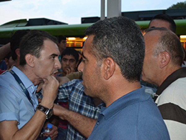 Bursa'da Metro'daki Arıza İsyan Ettirdi 