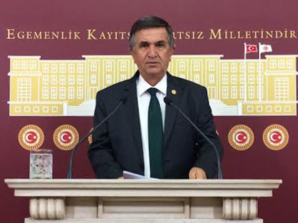 '62. Hükümet de Çiftçiyi Görmezden Geldi'