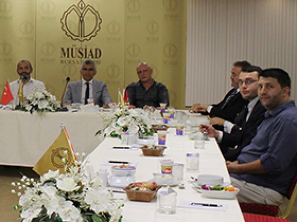 'Sosyal Medyayı Faydalı Kullanmalıyız'