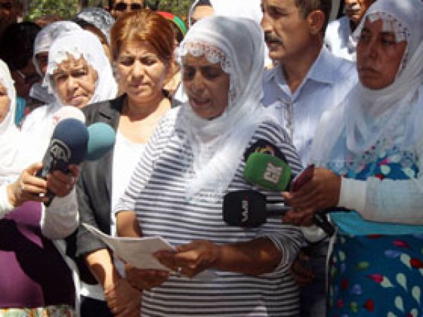 Barış Anneleri Oturma Eylemini Sonlandırdı