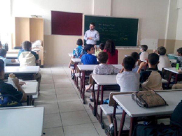 Öğrencilere İmam Hatip Bilinci 
