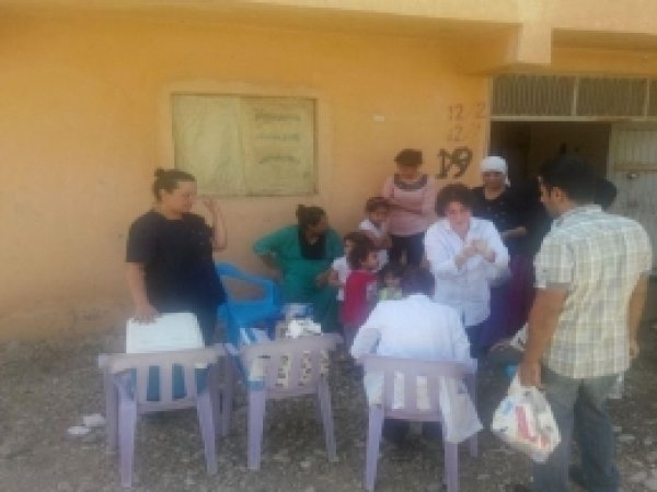 3 Bin Iraklı Göçmen Sağlık Taramasından Geçirildi 