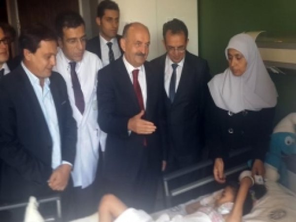 Bakan Müezzinoğlu, Filistinli Yaralıları Ziyaret Etti 