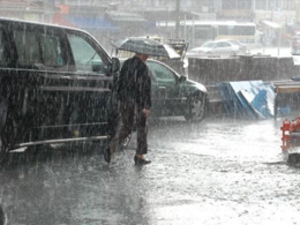 Meteorolojiden Kuvvetli Yağış Uyarısı 