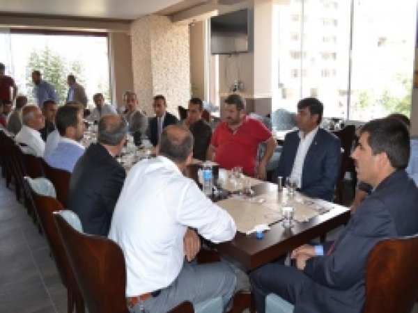 Muhtarlar Sorunlar için Bir Araya Geldi 