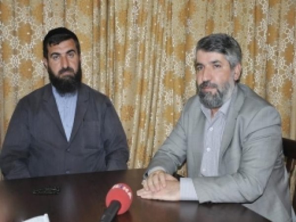 'Âlimler, İslam Kalesinin Surlarıdır'