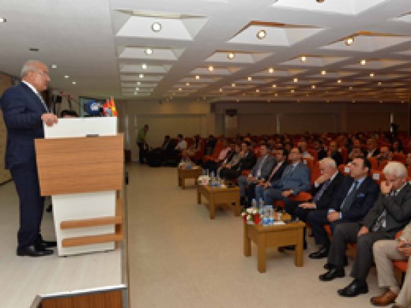 Makedonya Başbakanı Mersin'de 