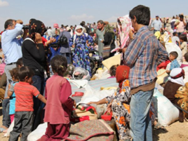 Kobani Köylerini YPG Boşaltıyor 