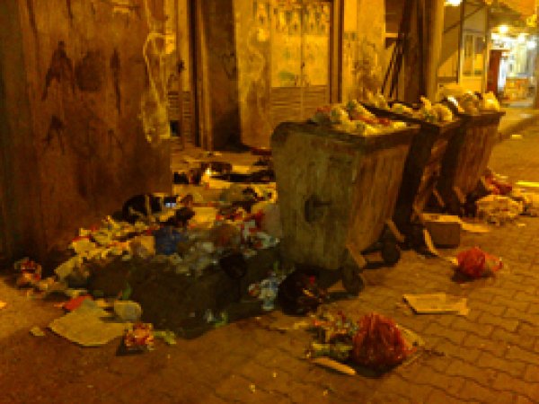 Diyarbakır Çöpten Geçilmiyor 