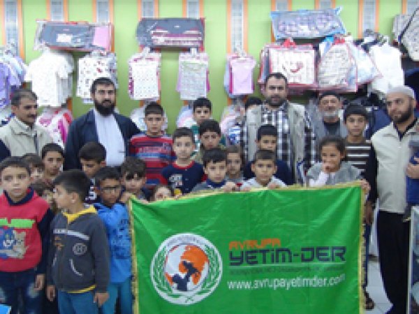 Avrupa Yetim-Der Yetimleri Sevindirdi 