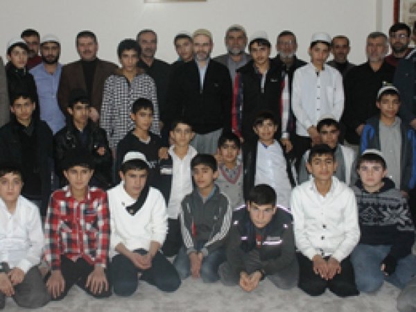 'Aksaklıklara çözüm, medreseli yöneticilerdir'