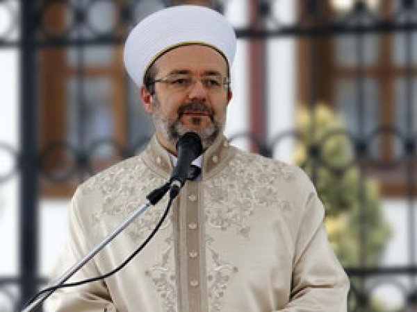 Görmez'den Paris için kınama ve uyarı