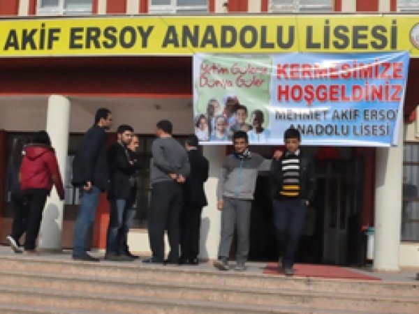 Batman’da yetim öğrenciler yararına kermes