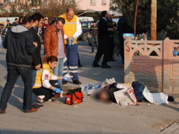 Tarsus'ta sokak ortasında cinayet