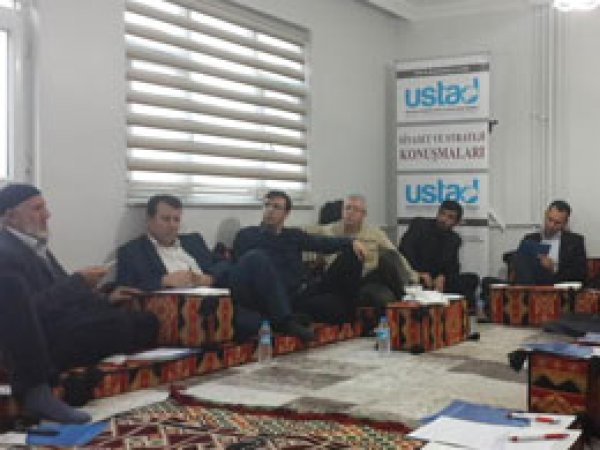 Siyaset ve Strateji Konuşmaları 