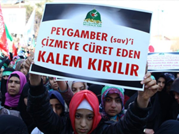AA objektifinden 'Peygambere Saygı' mitingi