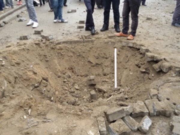 Cizre'de çarşıya yerleştirilen patlayıcı imha edildi