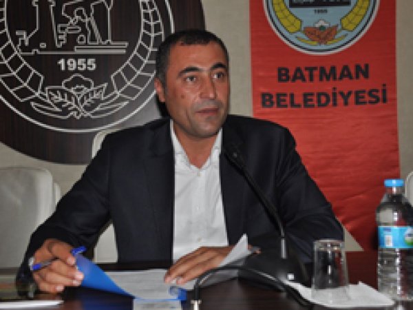 Batman Belediye Başkanı görevden uzaklaştırıldı