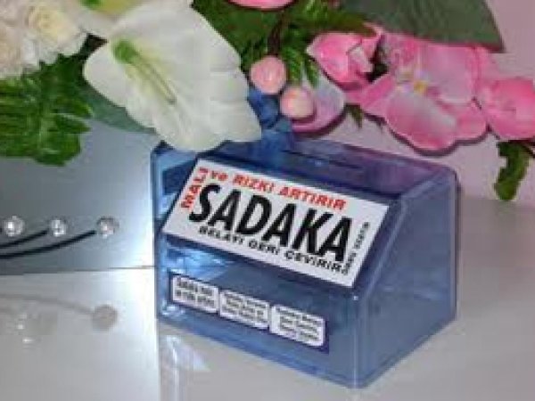 Van'da hırsızlar yine sadaka kutusu çaldı