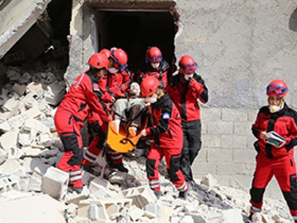 Antep'te depremde kurtarma tatbikatı