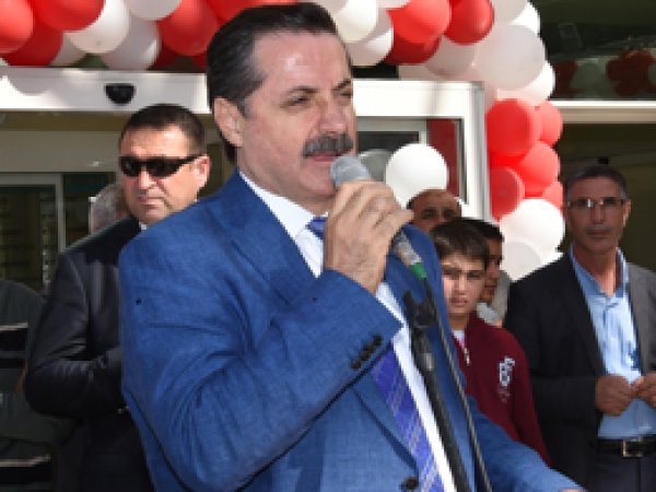Suriye'ye insani yardım için kapı açıldı