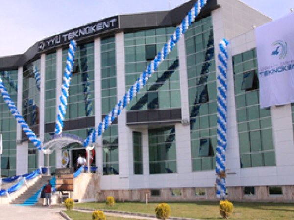 YYÜ Teknokent hizmete açıldı
