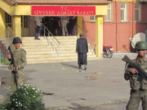 Siverek'te silah kaçakçılarına operasyon
