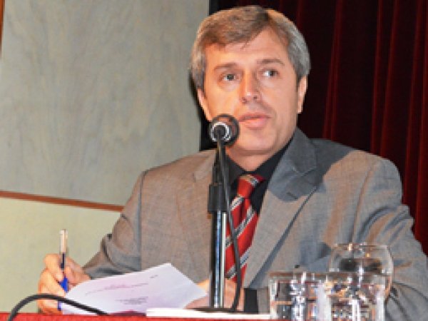 Bitlis Valisinden kurum amirlerine sert uyarılar