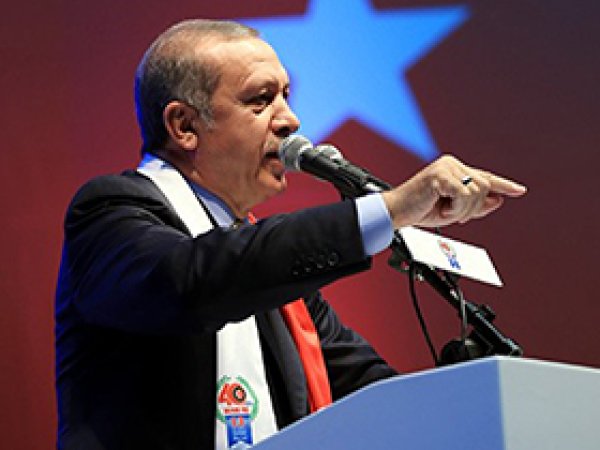 'Diyarbakır'daki o afişler kanıma dokundu'