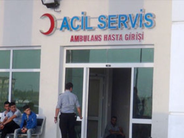 Tüfeği kurcalayan şahıs 2 kişiyi yaraladı