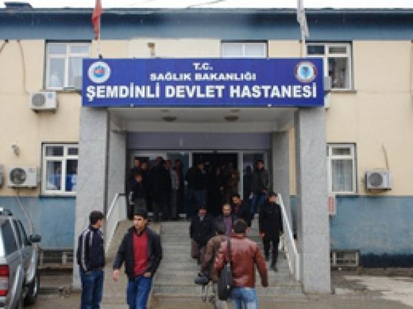 Doktorlar Şemdinli'yi terk etti