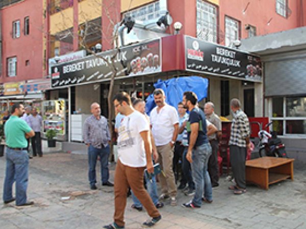 Adana'da Suriyeli esnafa haraç zulmü