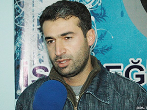 'Peygambere hakaret özürle geçiştirilemez'