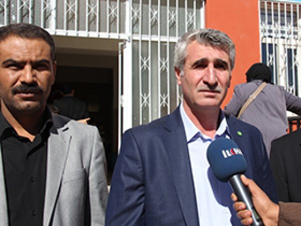 'Doğuda seçmene baskı devam ediyor'
