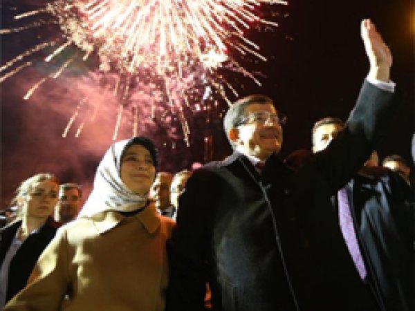 1 Kasım seçiminin galibi AK Parti oldu